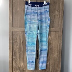 NIKE Women's Warm Dri-Fit Blue Striped Leggings Fleece Full Length Size M